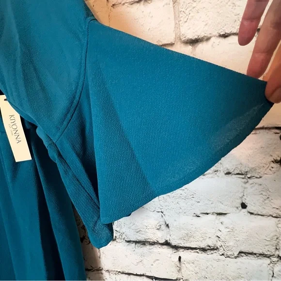 Kiyonna Blouse 3/4 bell sleeves 3X - Picture 4 of 7